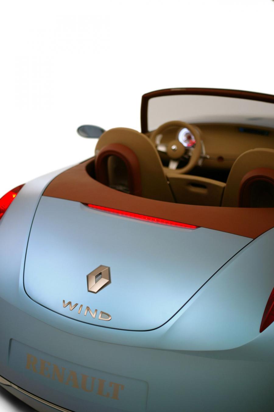  Renault Wind Concept 2004 года  (фото 41 из 61)